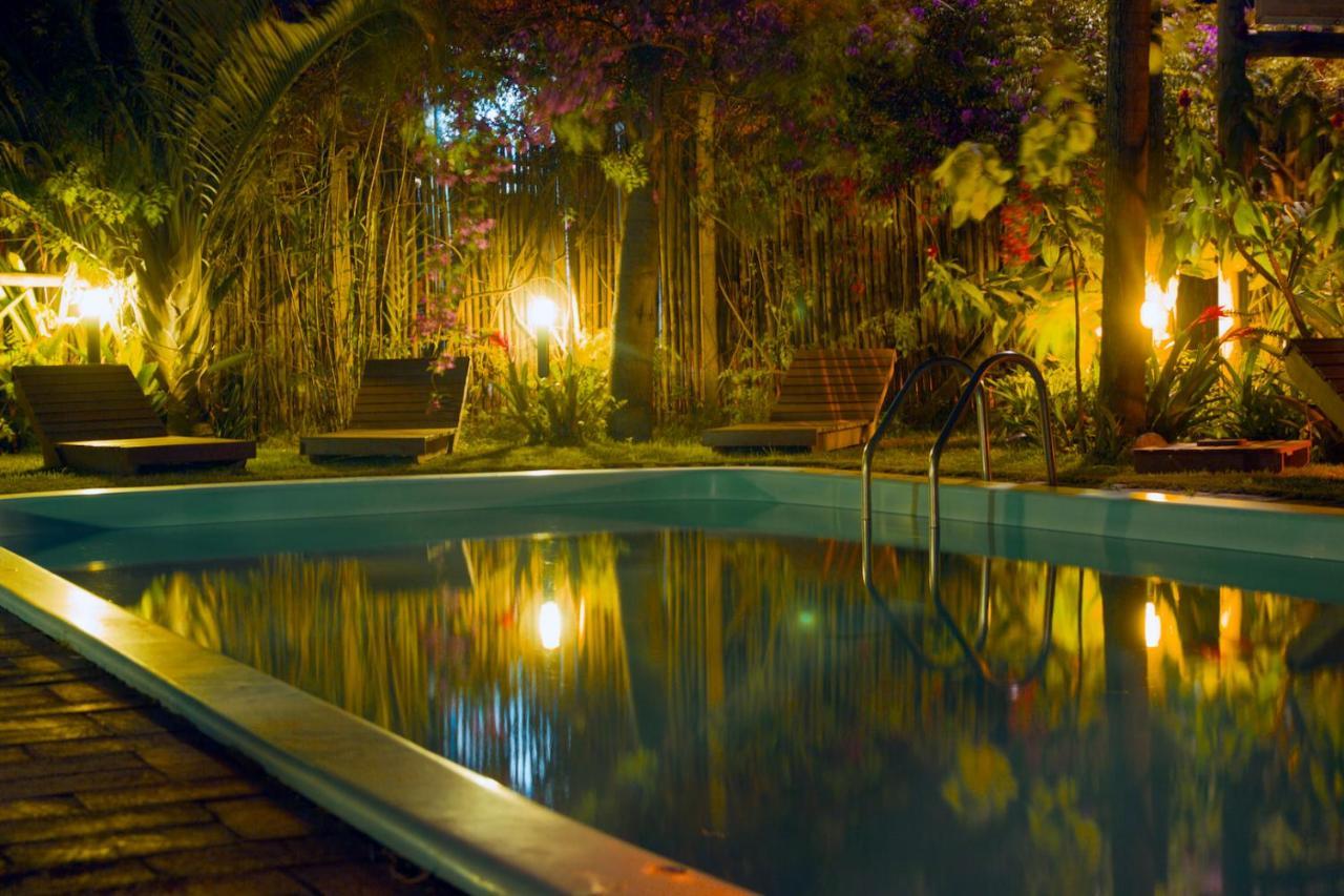 Pousada Além do Jardim Praia do Rosa Extérieur photo